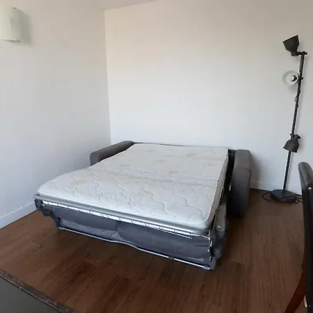 Appartement Bright And Pleasant Studio In Bois Colombes